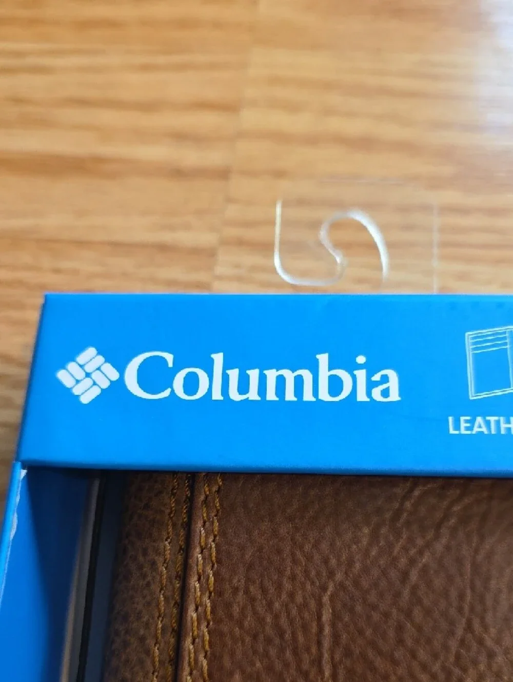 Columbia Brown Leather Trifold Wallet